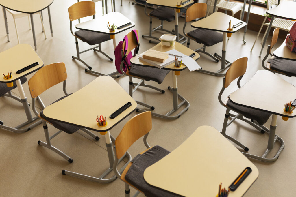 high-angle-classroom-interior-design (1)